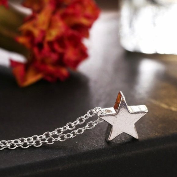 Silver Star Necklace - Picture 7 of 8